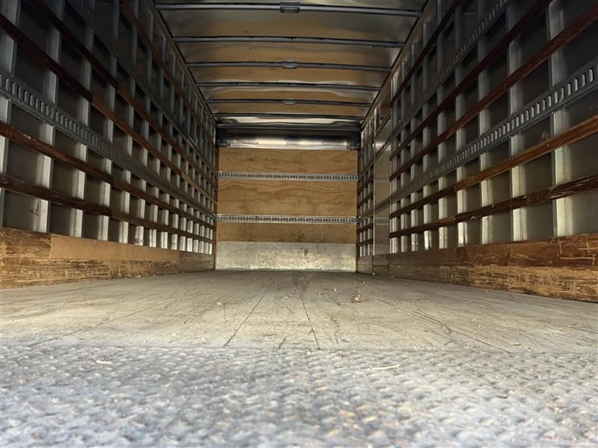 2020 Freightliner/Mercedes M2 106 898141