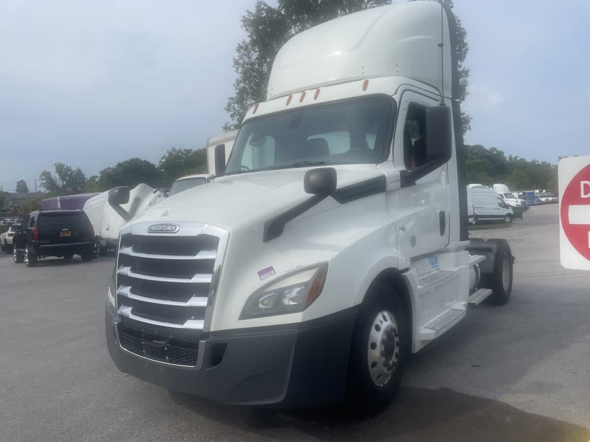 2020 Freightliner Cascadia in Beltsville, MD