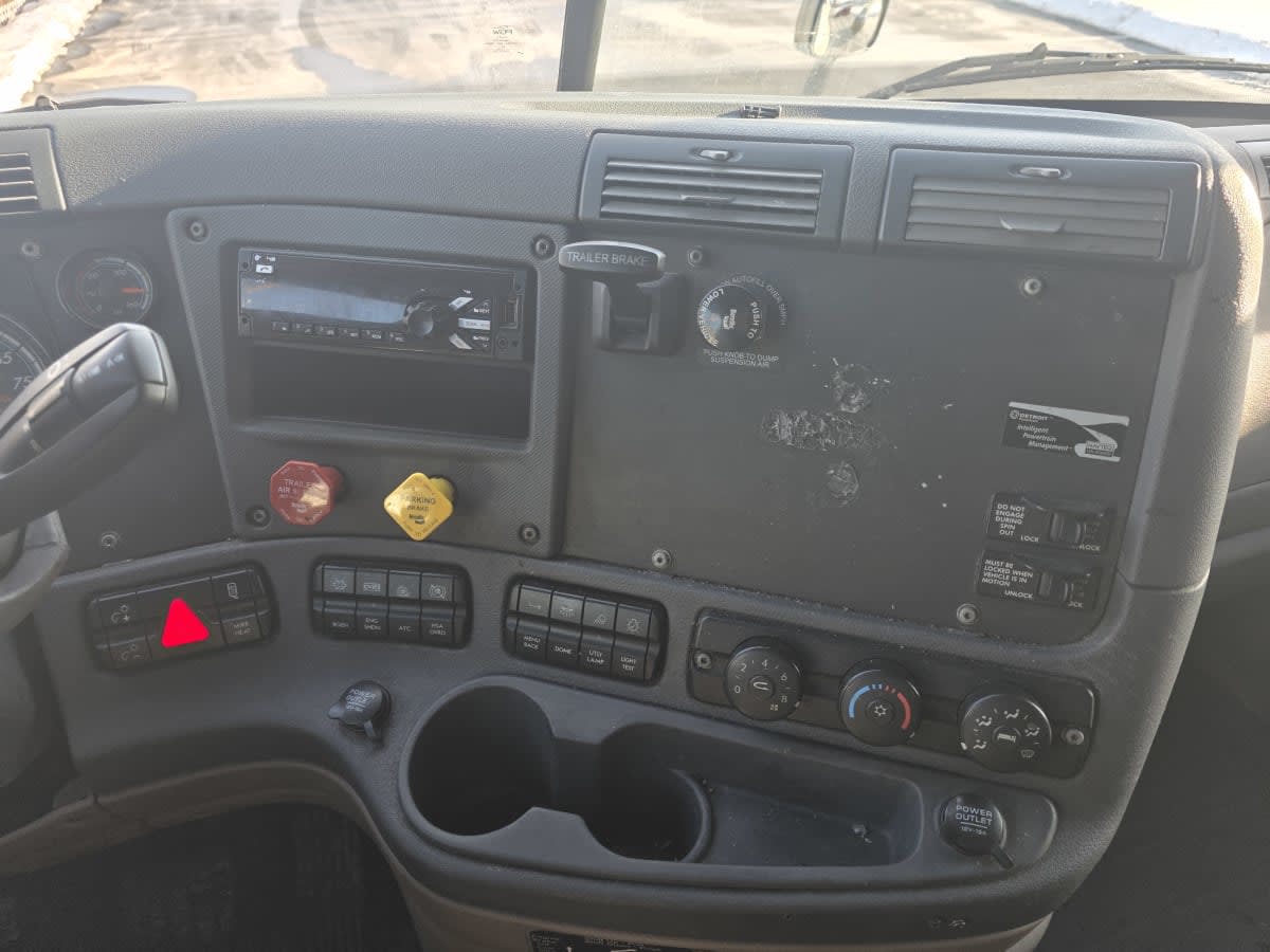 2020 Freightliner/Mercedes CASCADIA 125 898182