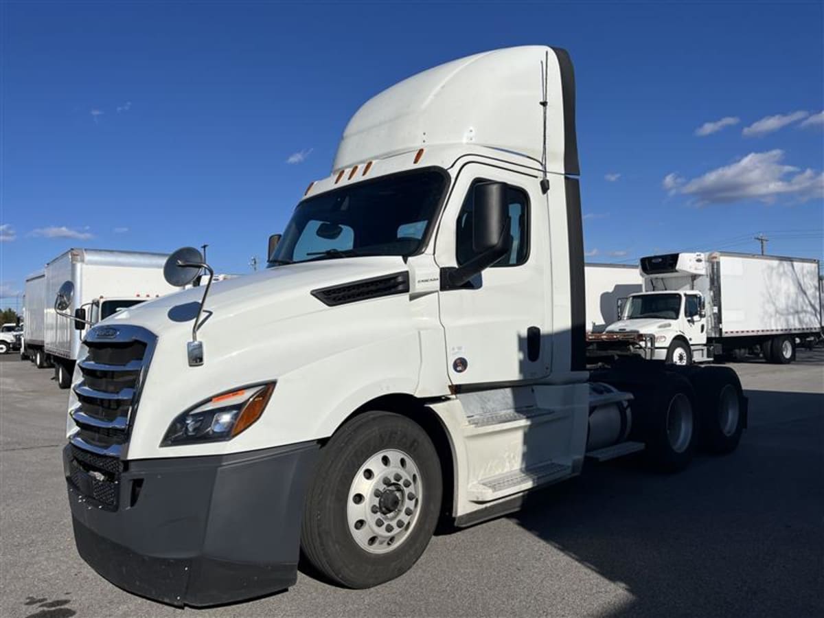 2020 Freightliner - image 1