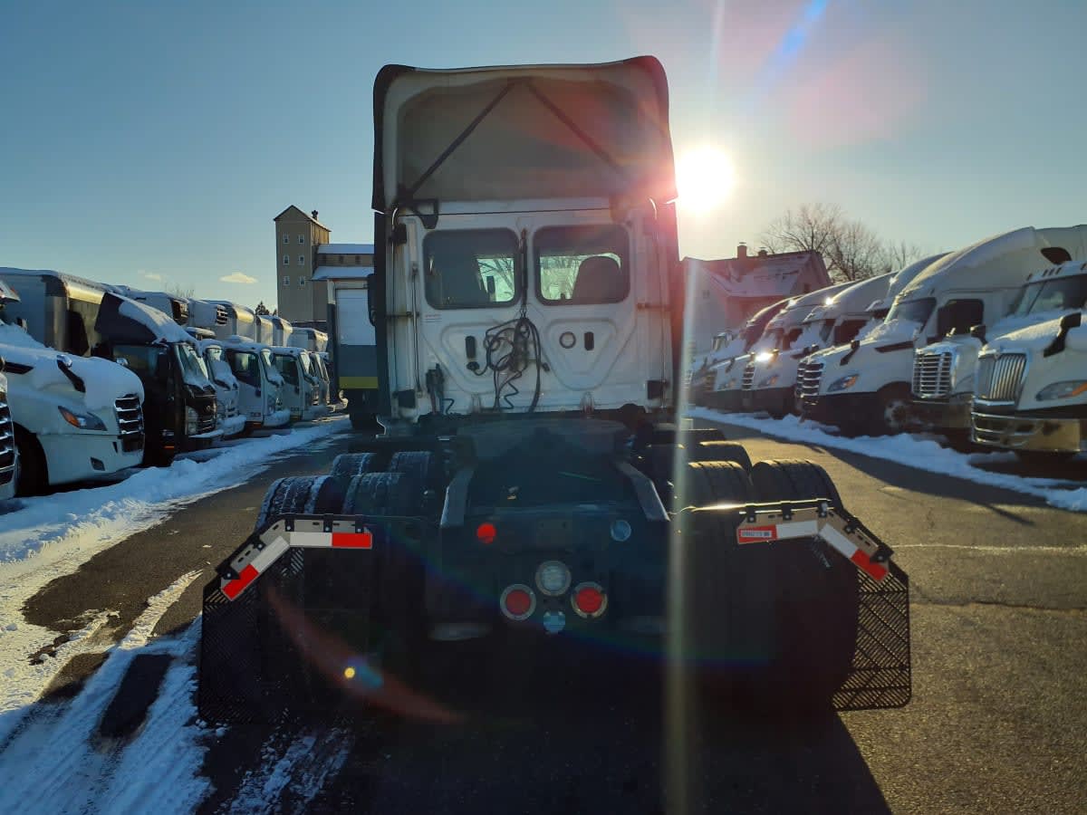 2020 Freightliner/Mercedes NEW CASCADIA PX12664 898215