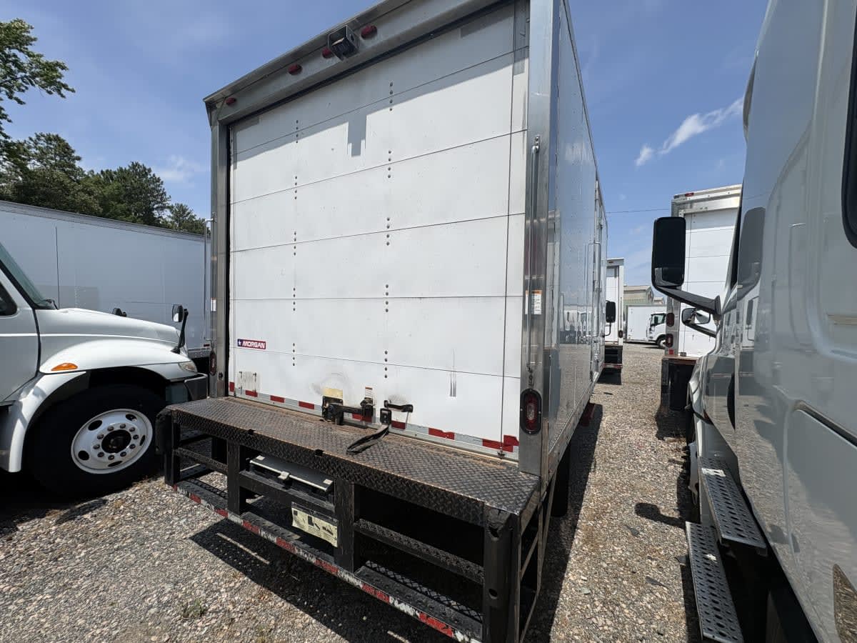 2019 Isuzu NRR 898237