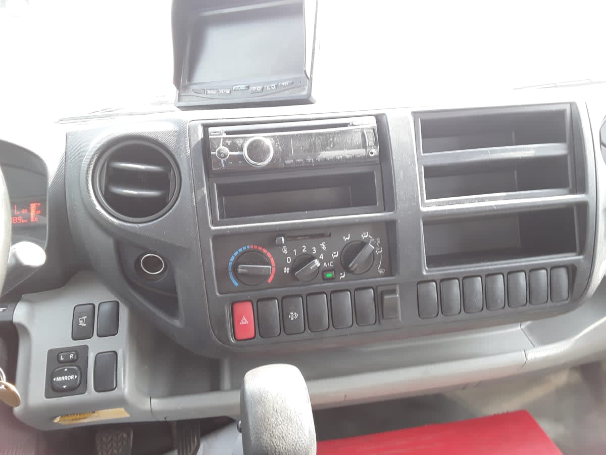 2019 Hino HINO 195 898299
