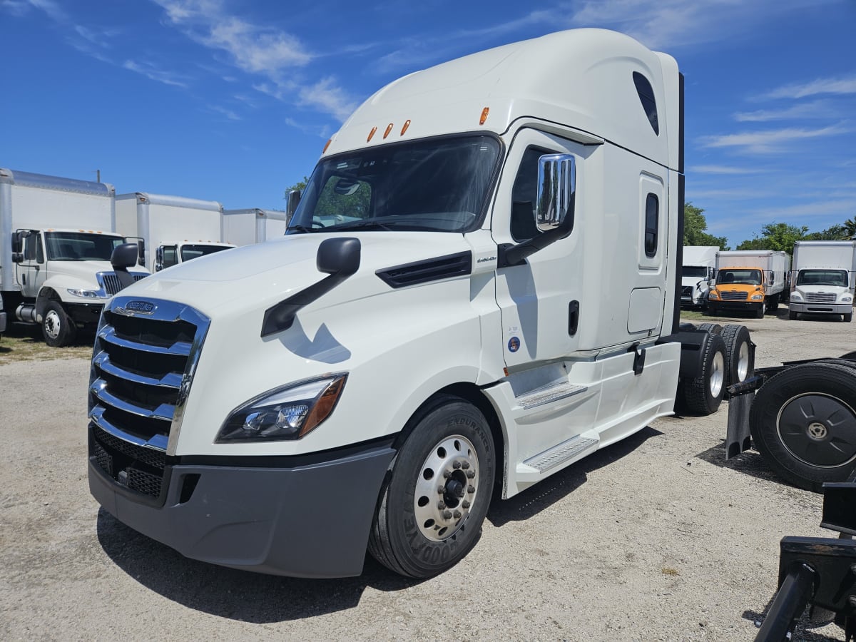 2020 Freightliner/Mercedes NEW CASCADIA PX12664 898535