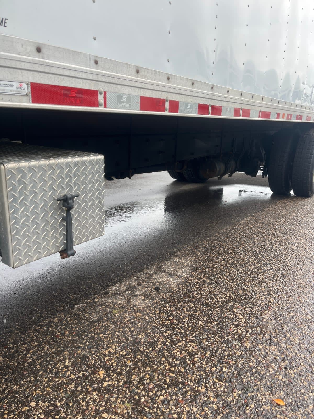 2020 Freightliner/Mercedes M2 106 898563