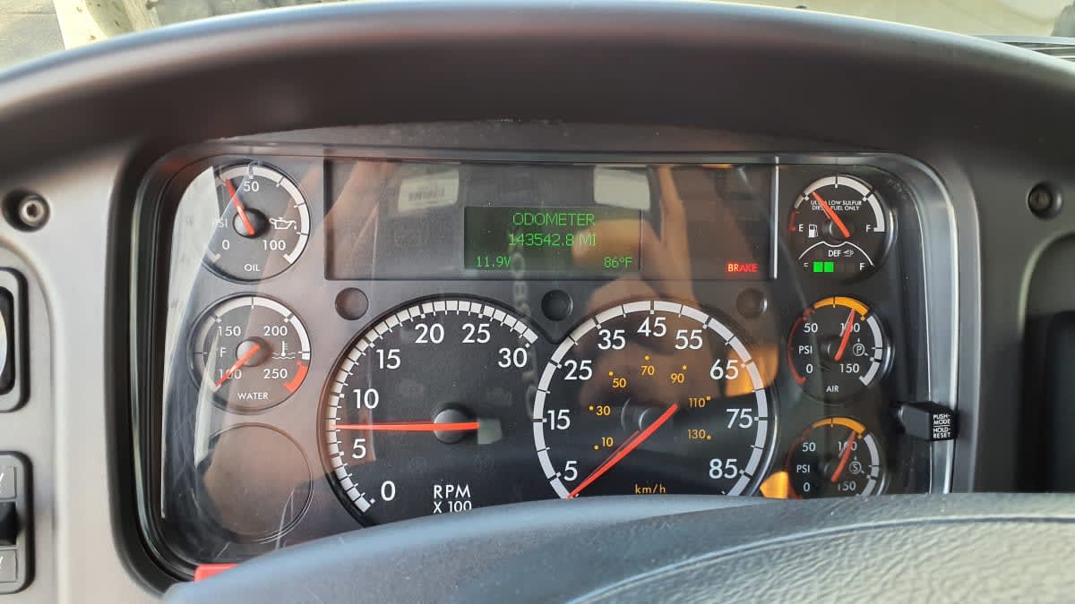 2020 Freightliner/Mercedes M2 106 898624