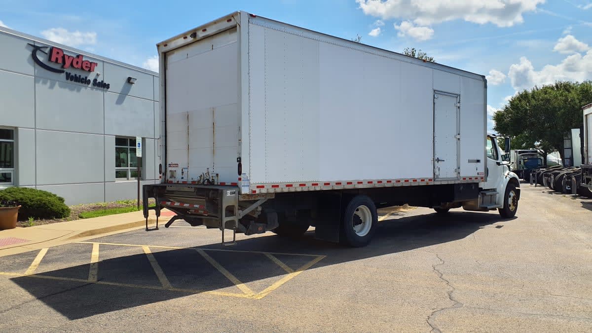 2020 Freightliner M2 106 in Bolingbrook, IL — photo 4