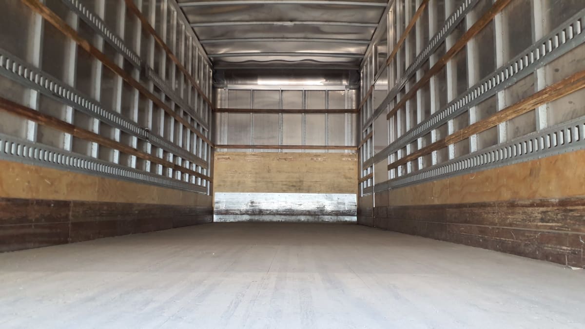 2020 Freightliner M2 106 in Bolingbrook, IL — photo 8
