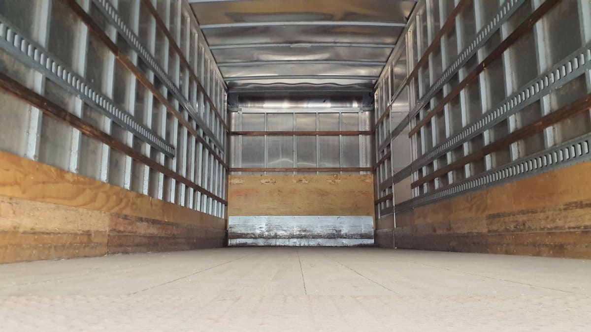 2020 Freightliner/Mercedes M2 106 898628