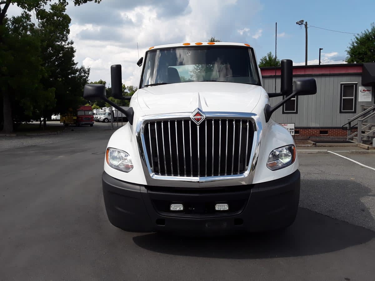 2020 International - image 2