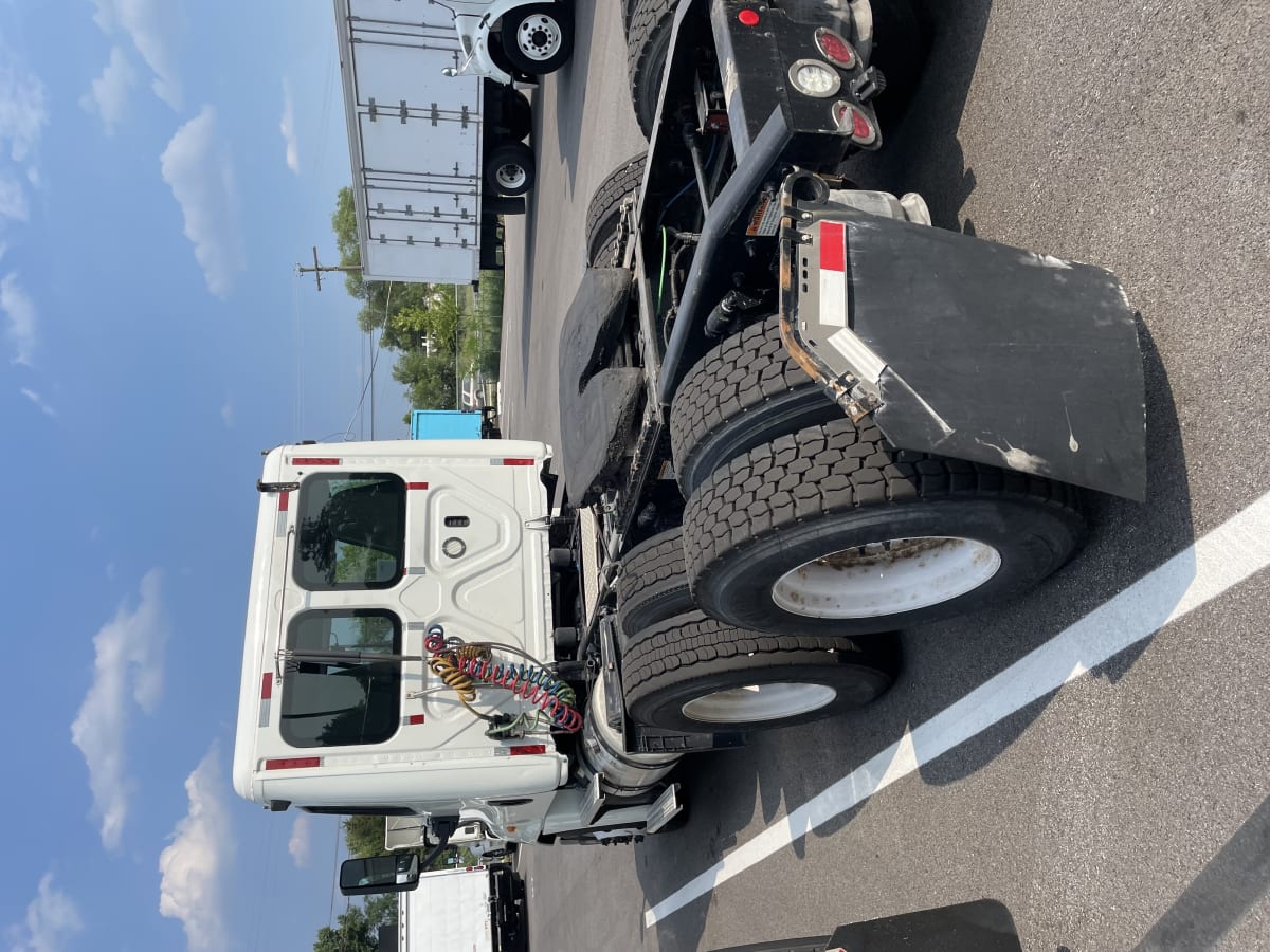 2020 Freightliner/Mercedes CASCADIA 125 898706