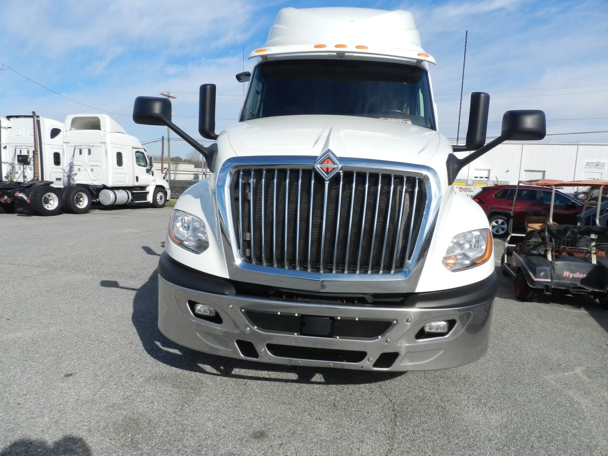 2019 Navistar International LT625 SLPR CAB 898727