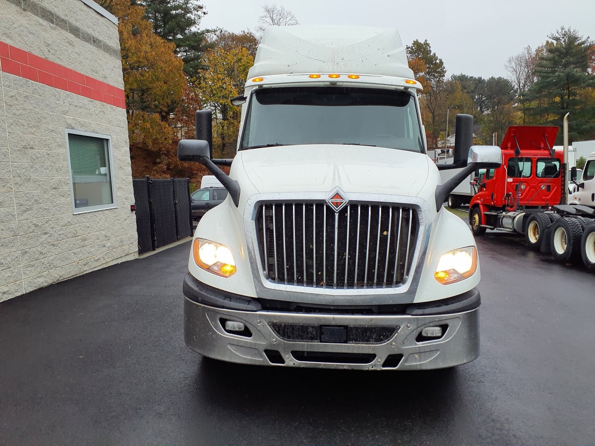 2019 Navistar International LT625 SLPR CAB 898833