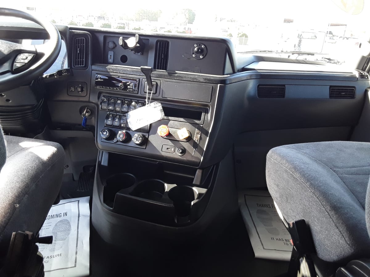 2019 Navistar International LT625 SLPR CAB 898846