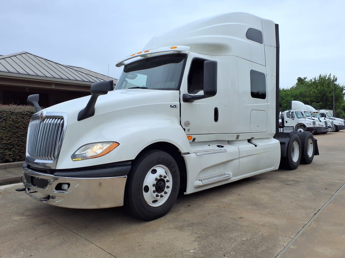 2019 International LT in Houston, TX