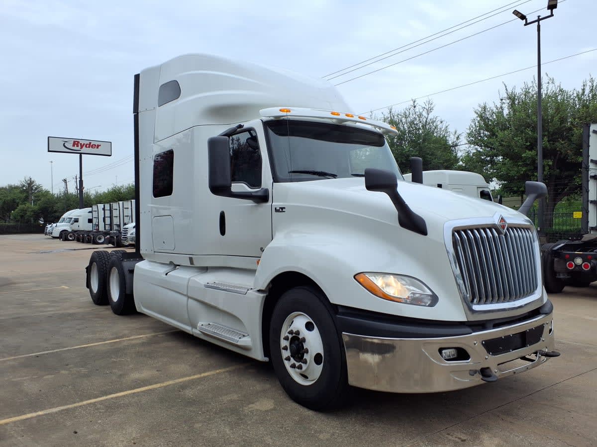 2019 International LT in Houston, TX — photo 3