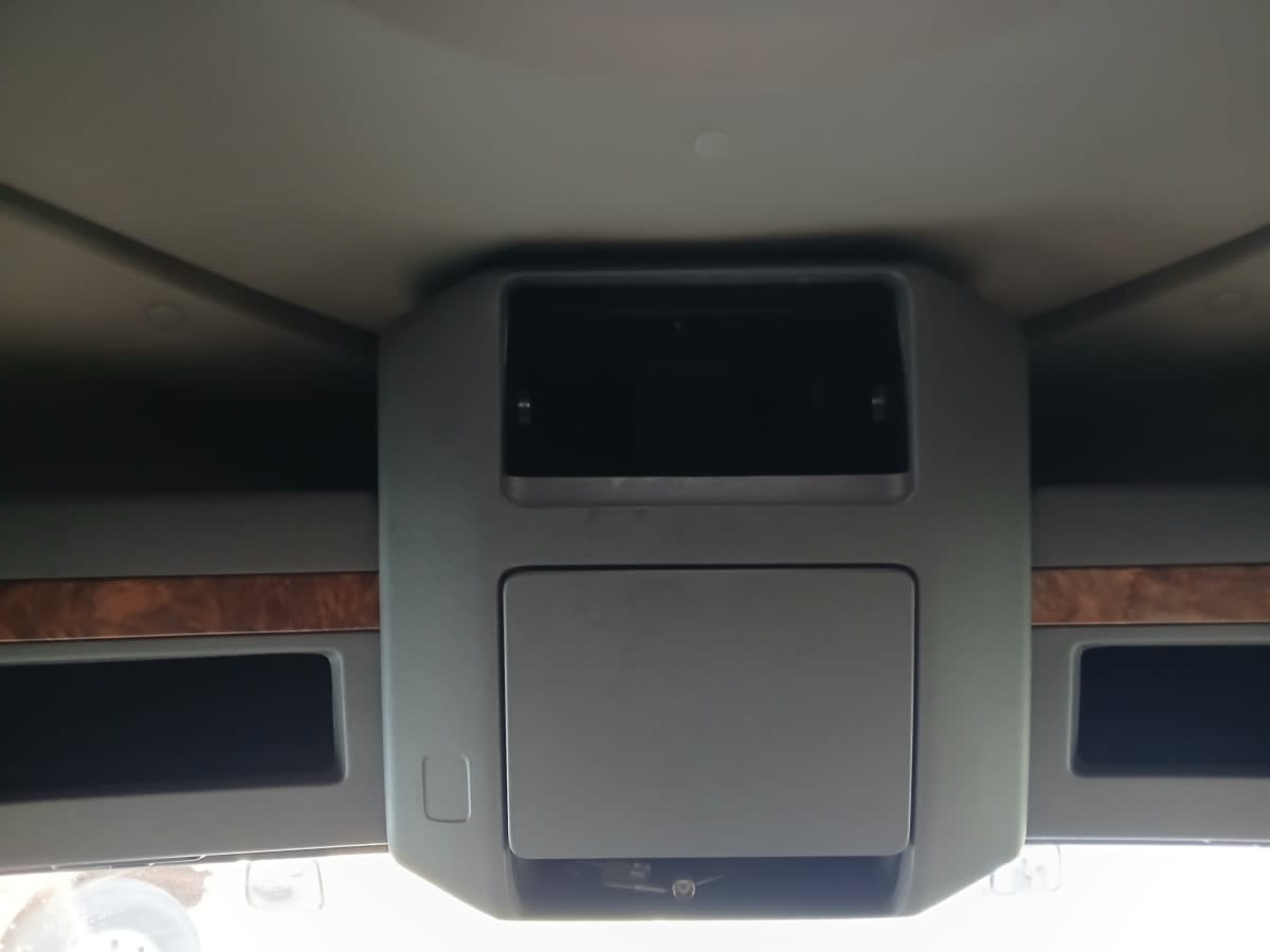 2019 International - image 13