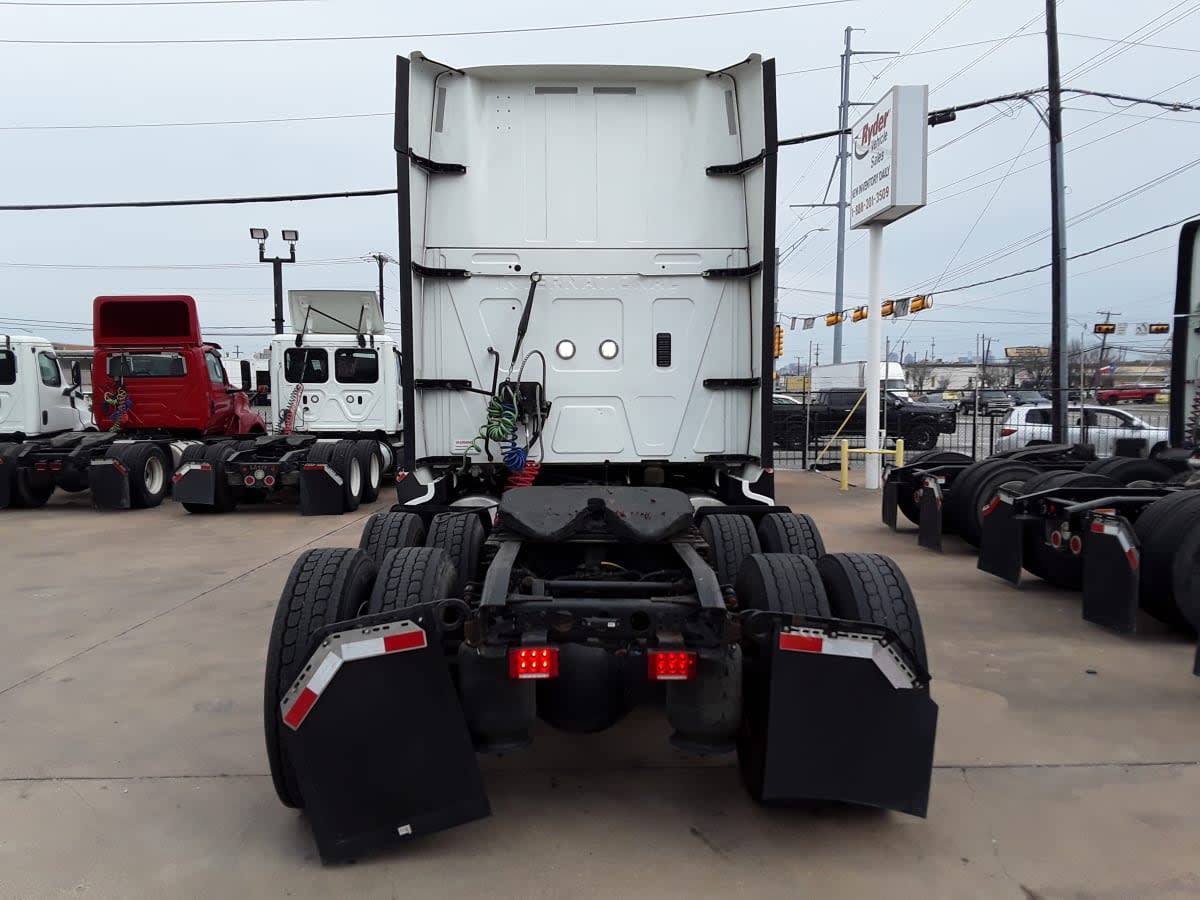 2019 Navistar International LT625 SLPR CAB 899023