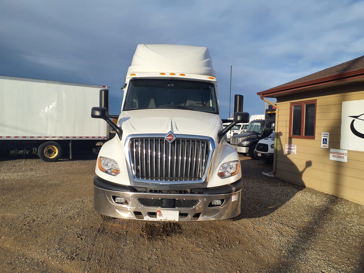 2019 Navistar International LT625 SLPR CAB 899044