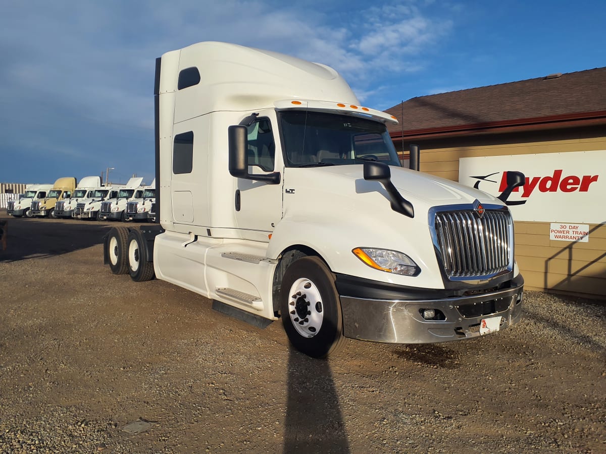 2019 Navistar International LT625 SLPR CAB 899044