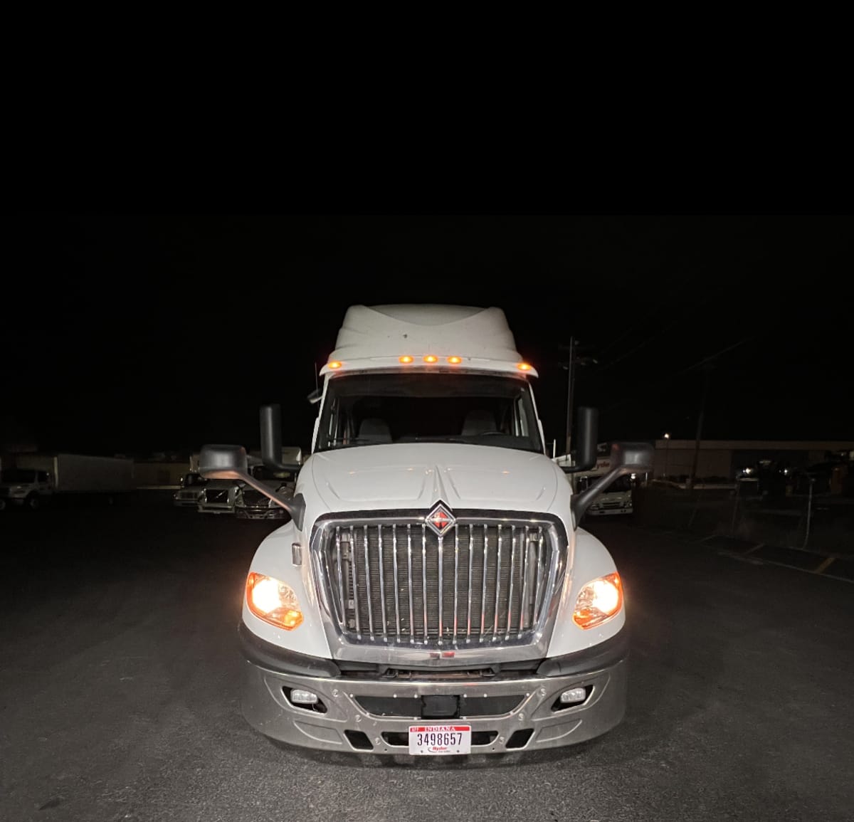 2019 Navistar International LT625 SLPR CAB 899118