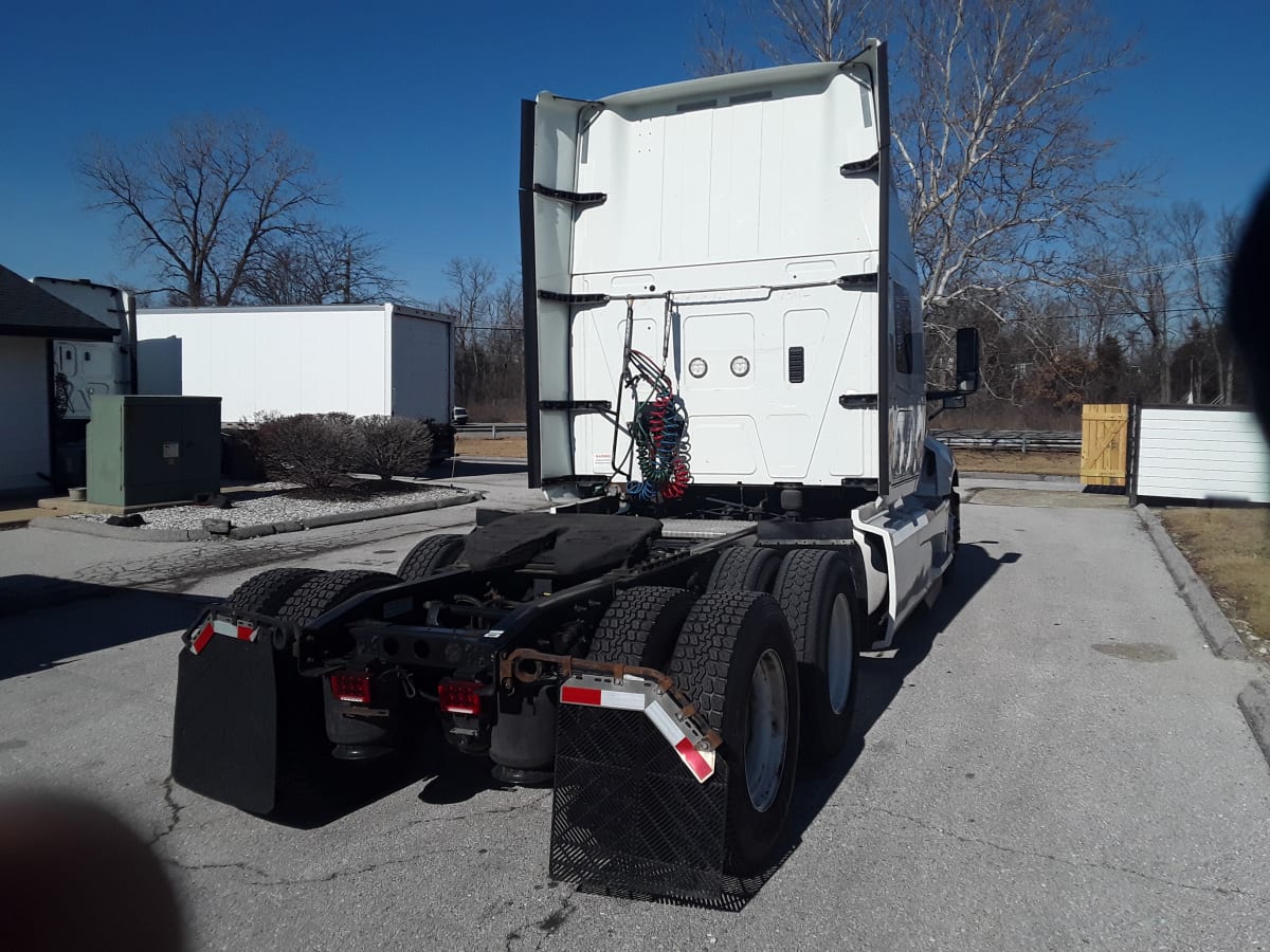 2019 Navistar International LT625 SLPR CAB 899132