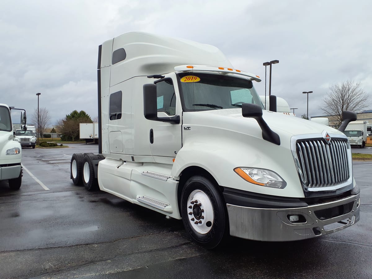 2019 Navistar International LT625 SLPR CAB 899186