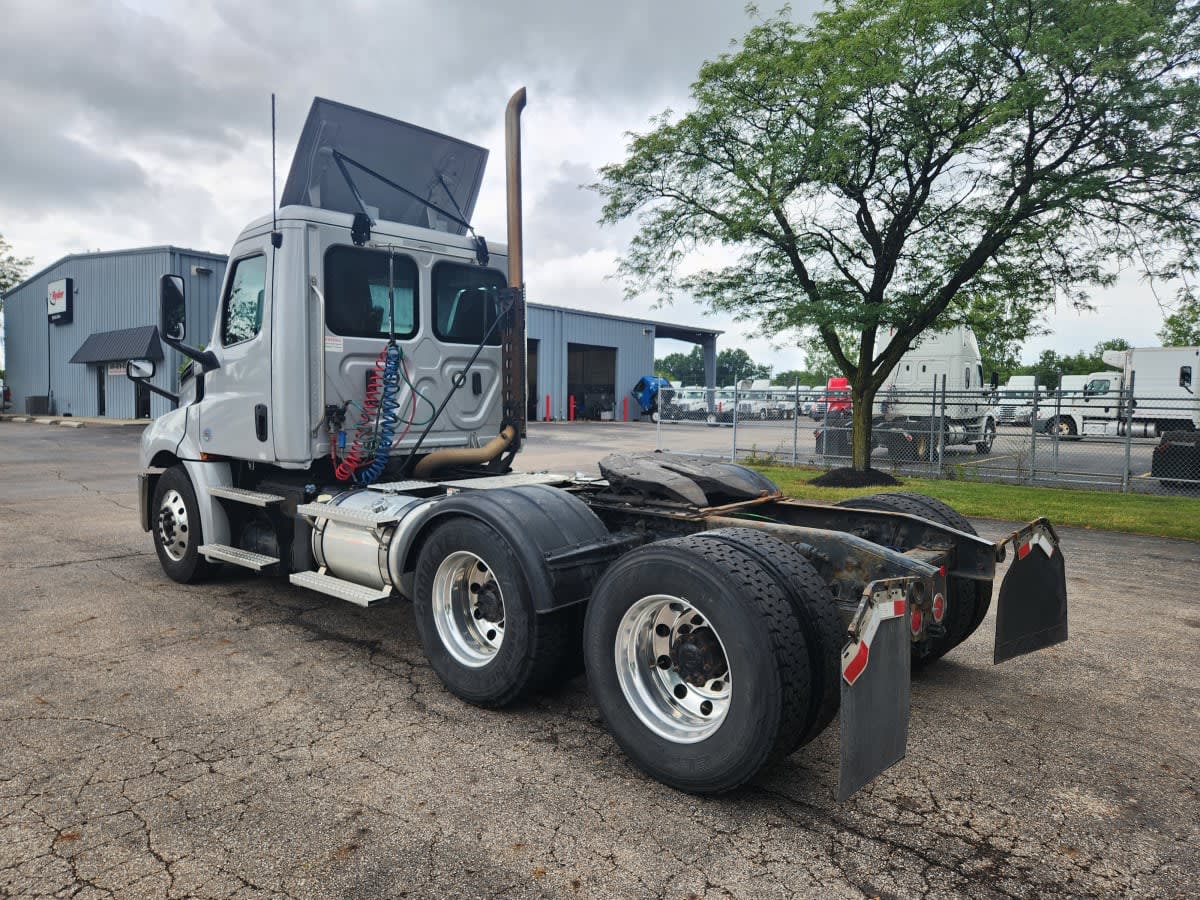 2020 Freightliner/Mercedes NEW CASCADIA PX12664 899209