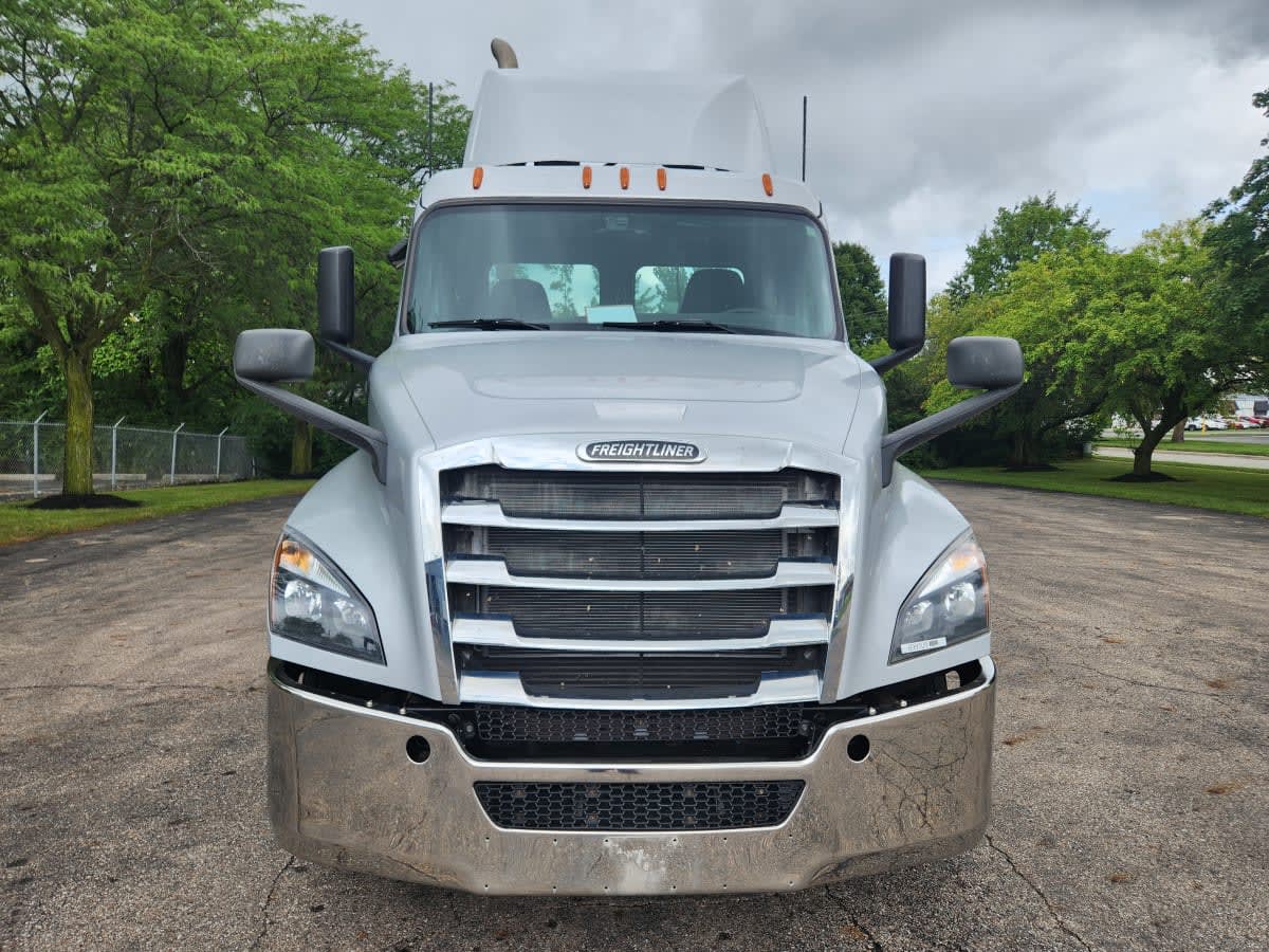 2020 Freightliner/Mercedes NEW CASCADIA PX12664 899209