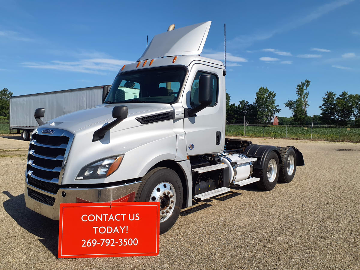2020 Freightliner Cascadia in Wayland, MI