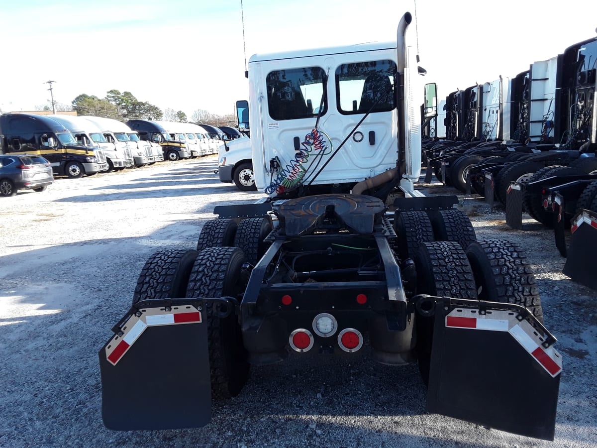 2020 Freightliner/Mercedes CASCADIA 125 899550