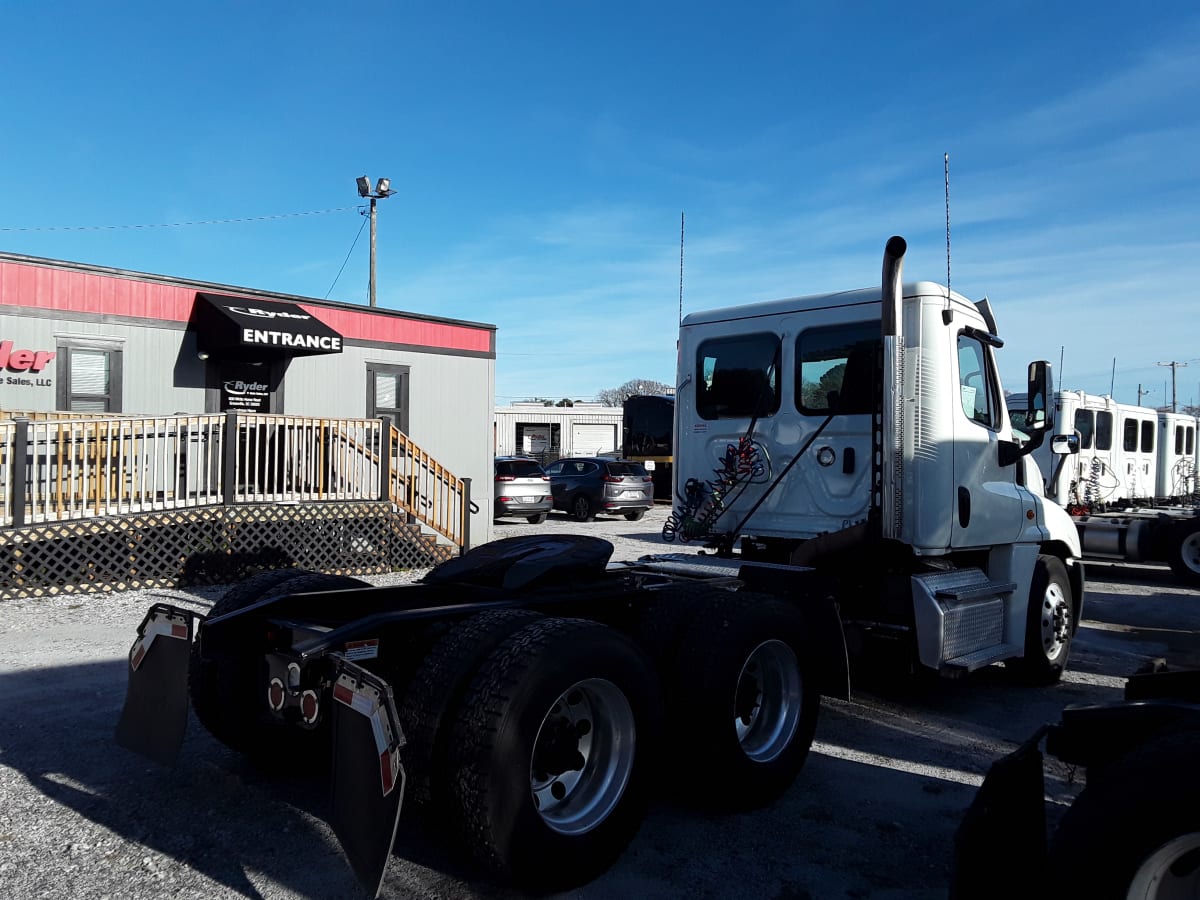 2020 Freightliner/Mercedes CASCADIA 125 899550