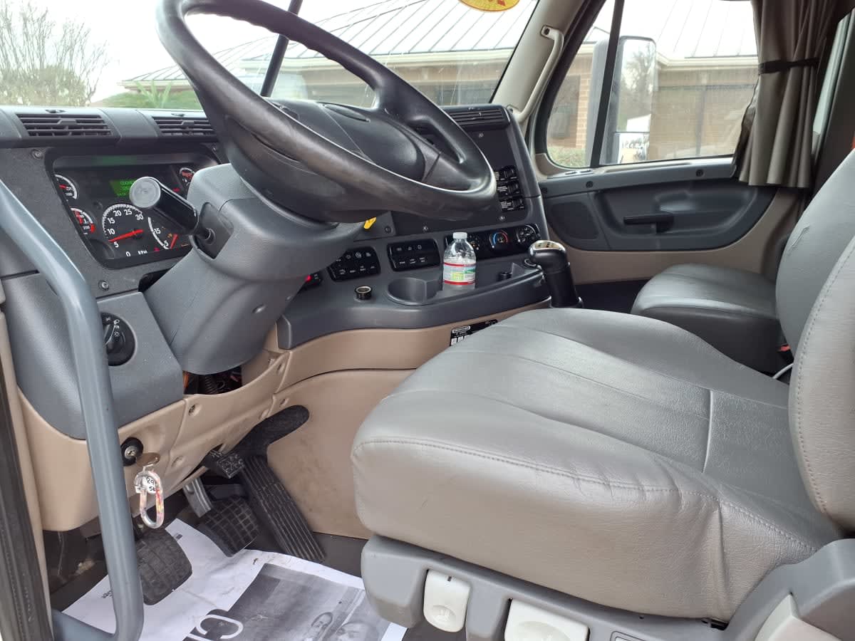 2020 Freightliner/Mercedes CASCADIA 125 899563