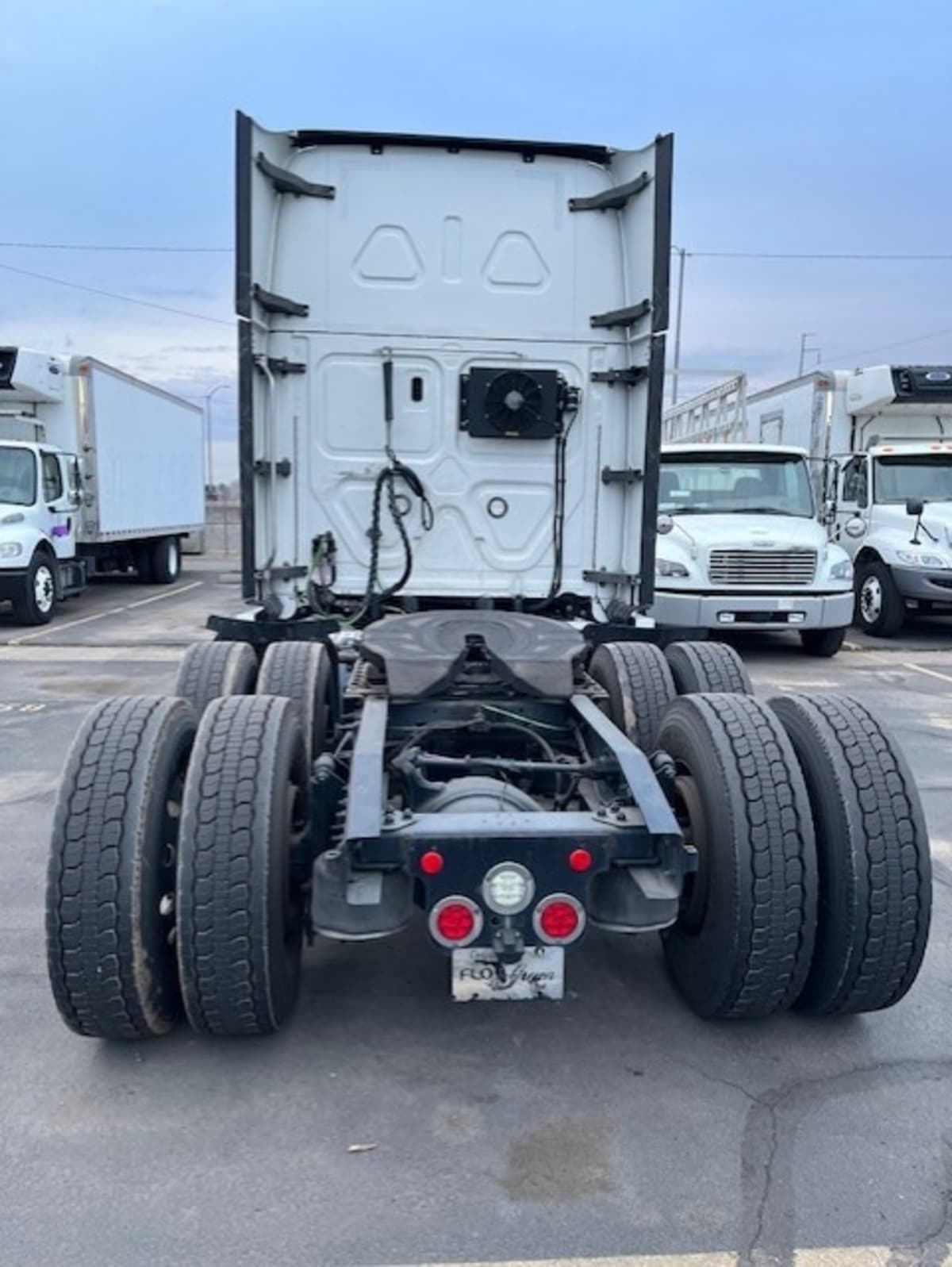 2020 Freightliner/Mercedes NEW CASCADIA PX12664 899678