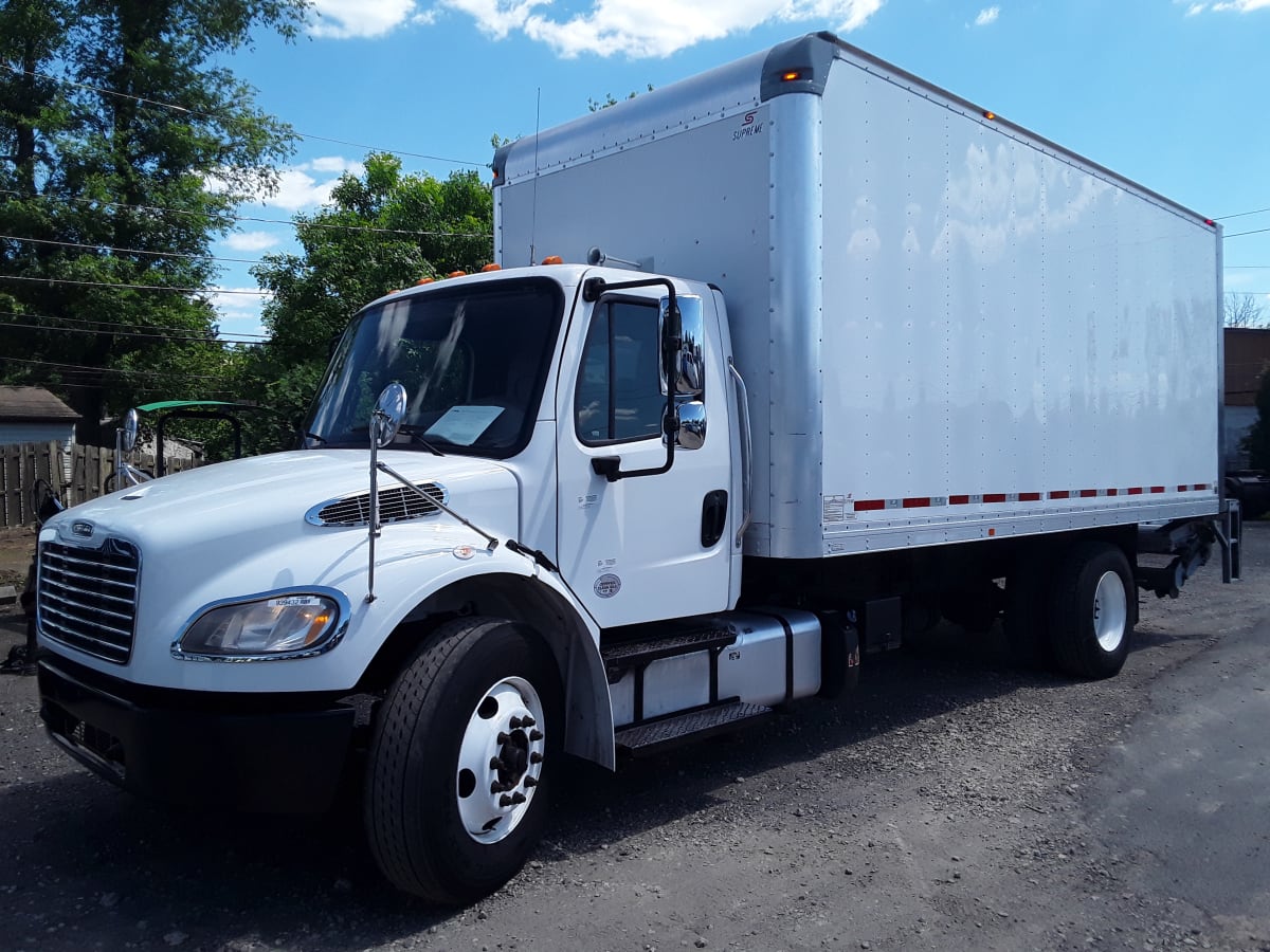 2017 Freightliner/Mercedes M2 106 939432