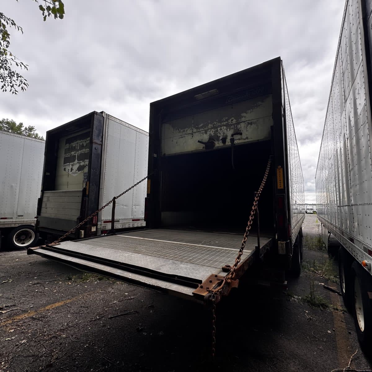 2006 Utility Trailers VS2DC 48/156/102 979833