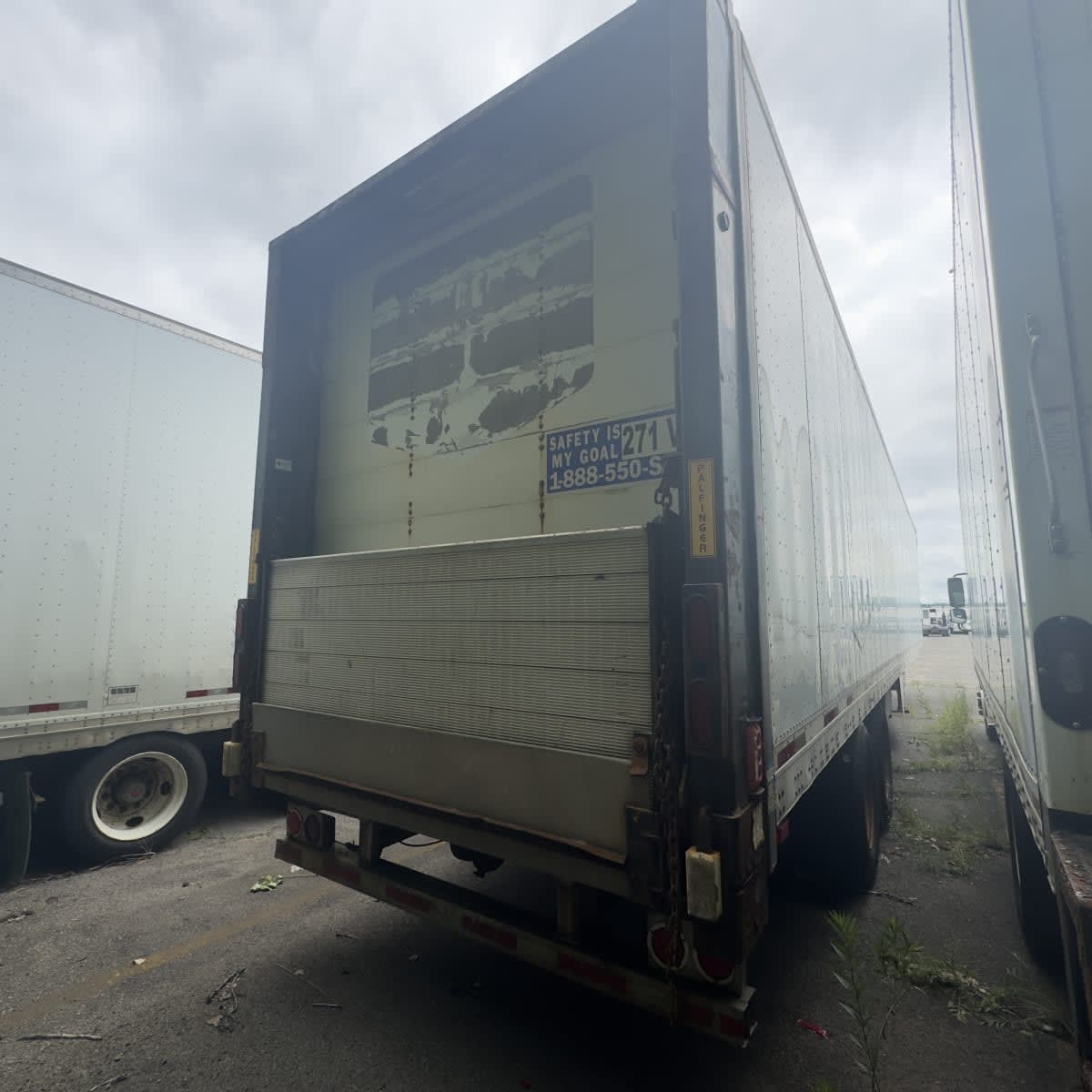 2006 Utility Trailers VS2DC 48/156/102 979837