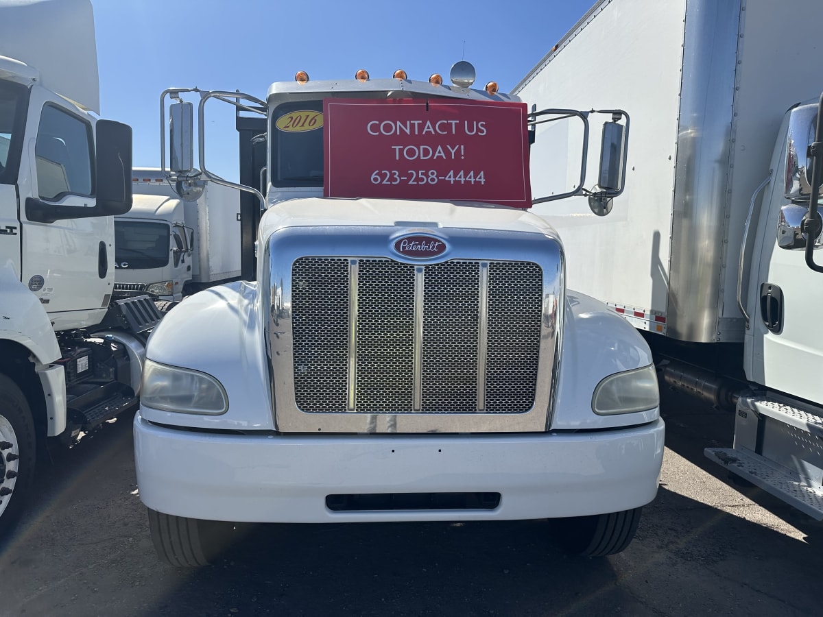 2016 Peterbilt 337 996775