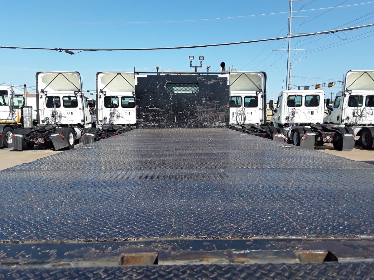 2018 Peterbilt 337 996792