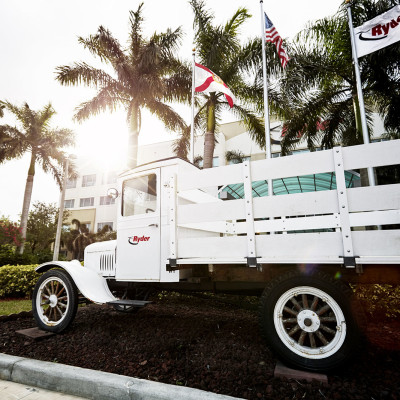 First Ryder Truck from the 1930s