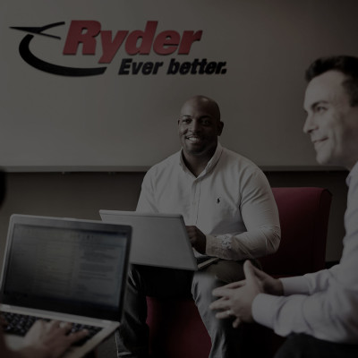 Ryder Employees collaborating at work