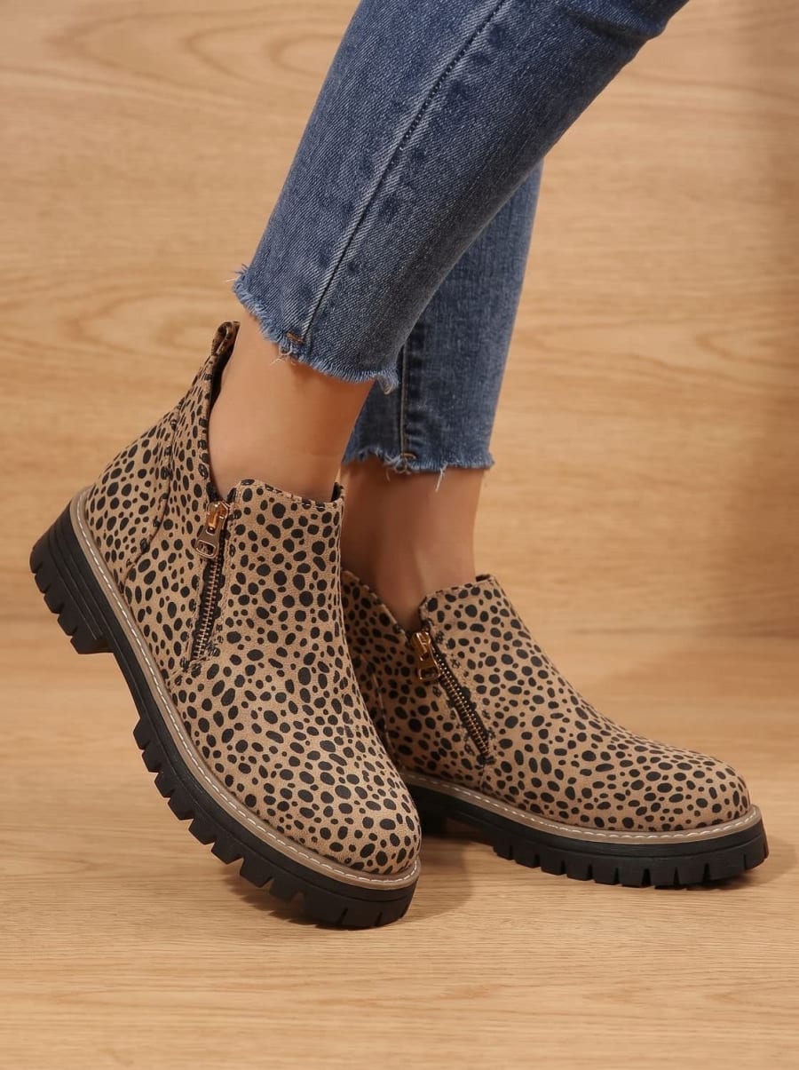 Damaris Arch Support Lug Sole Ankle Boots