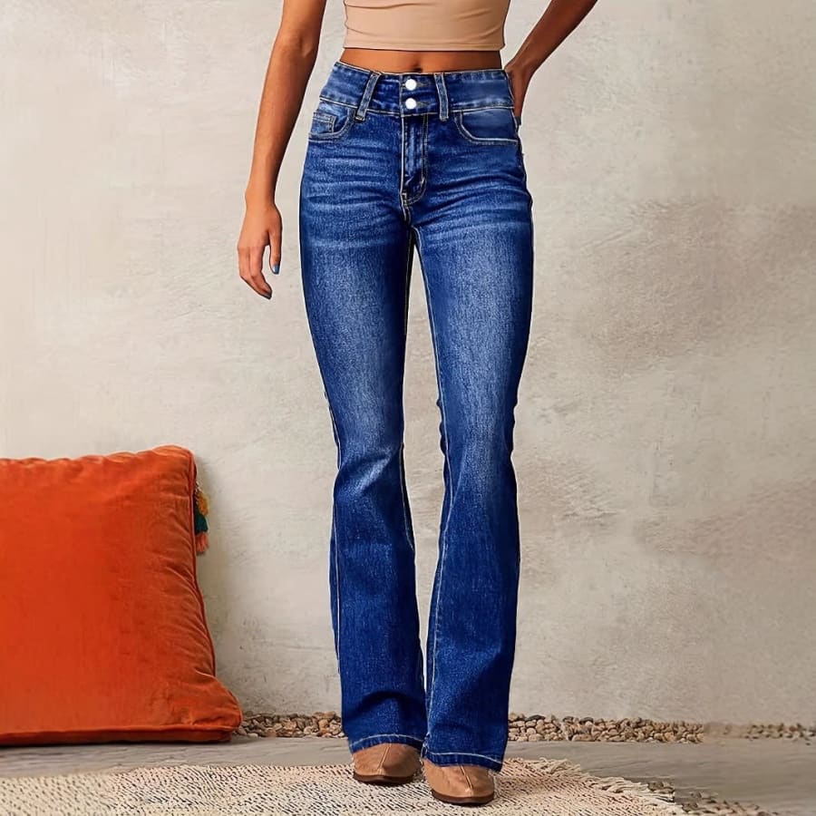 Willa High Waist Flared Jeans with Button Detail in Dunkelblau