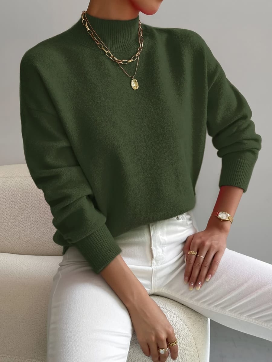 Antonia Relaxed Fine Gauge Knitted Jumper in Green