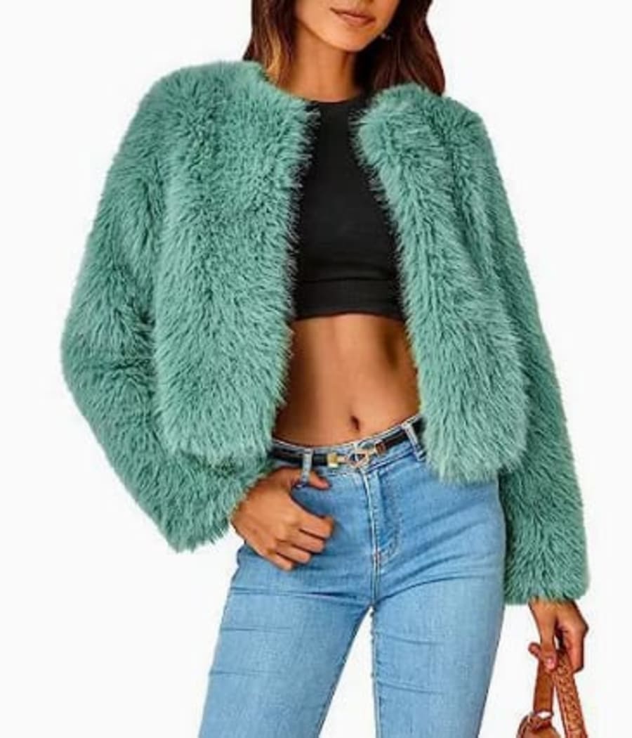 Perdita Cropped Faux Fur Cardigan Jacket in Hellgrün