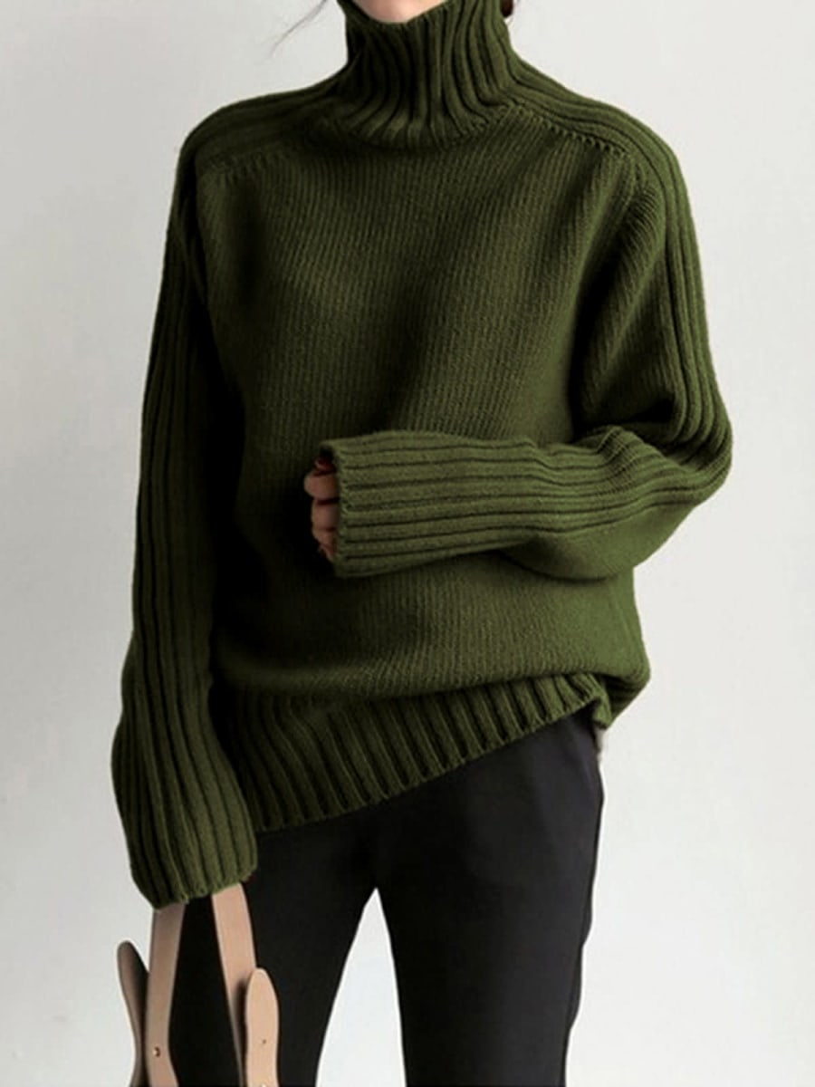 Simone Relaxed Drop Shoulder Roll Neck Jumper in Armygreen