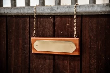 Grooming Deluxe Stable Name Plate Hanger