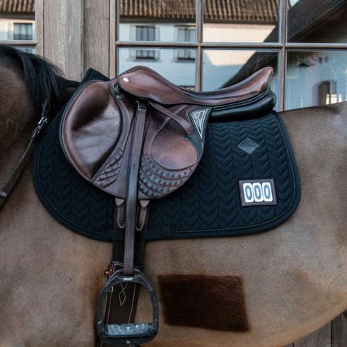 Kentucky Saddle Pad Fishbone Competiton Jumping