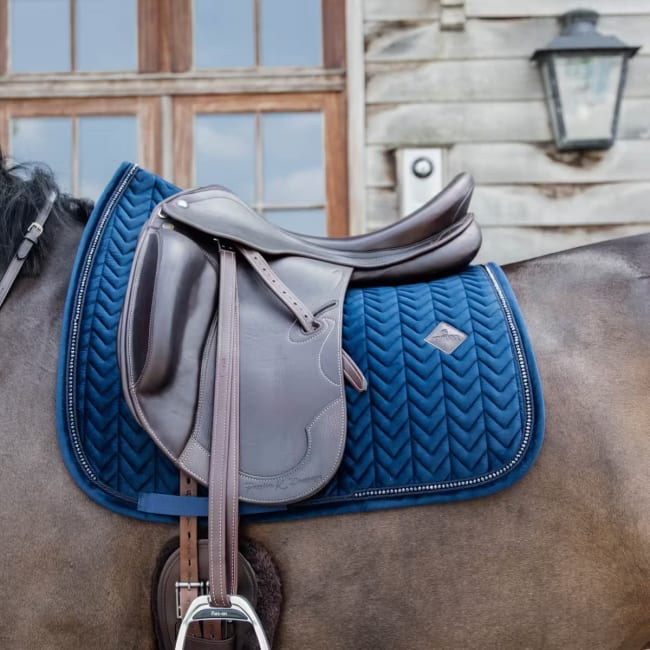 Kentucky Saddle Pad Velvet Pearls Dressage