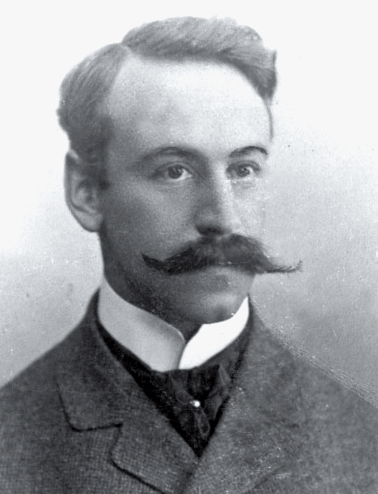 Ernst Arthur Eichengrün, photographed in 1896.